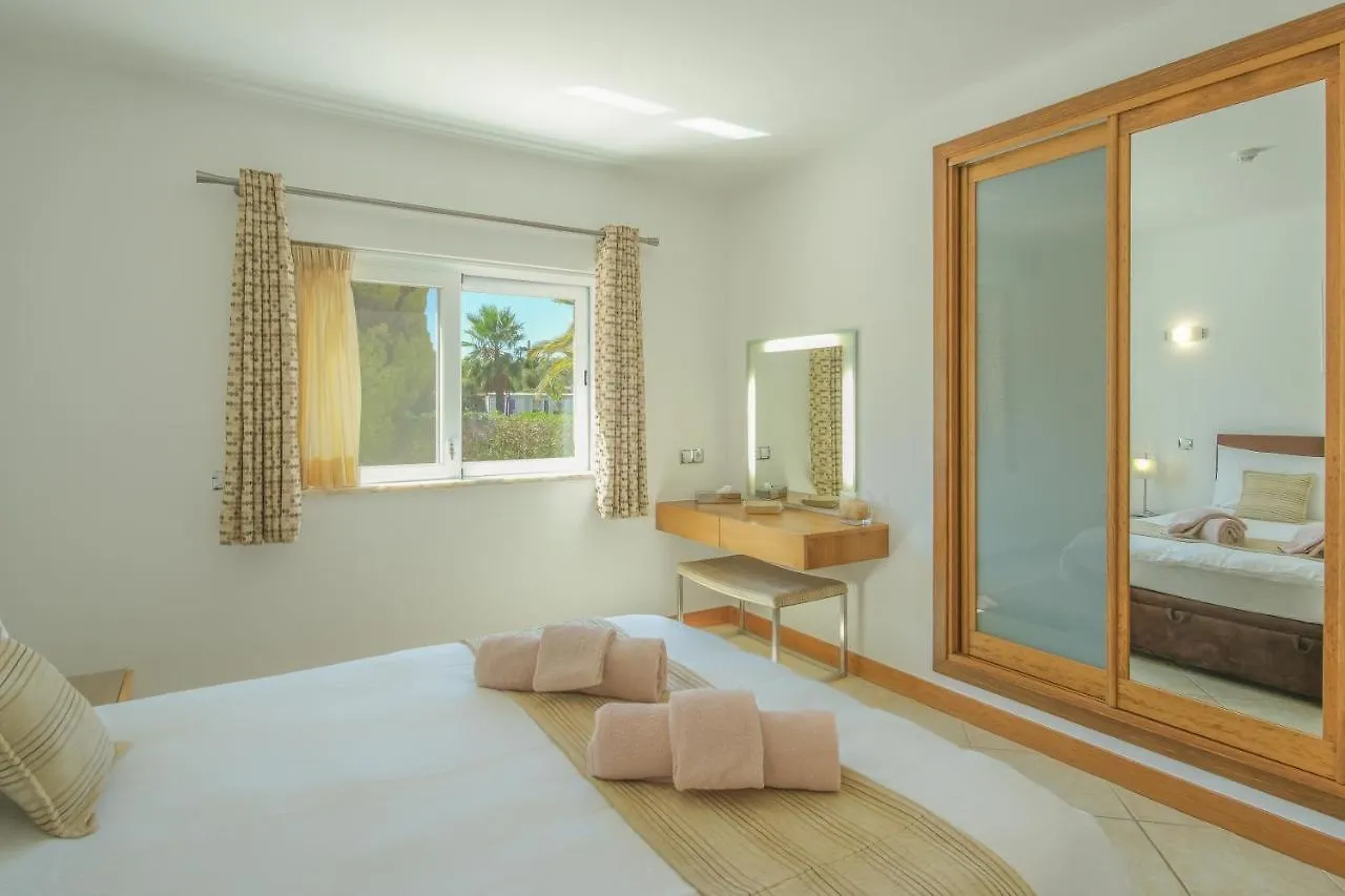 Casa Monte Cristo Apartments - Almond Lagos 0*,