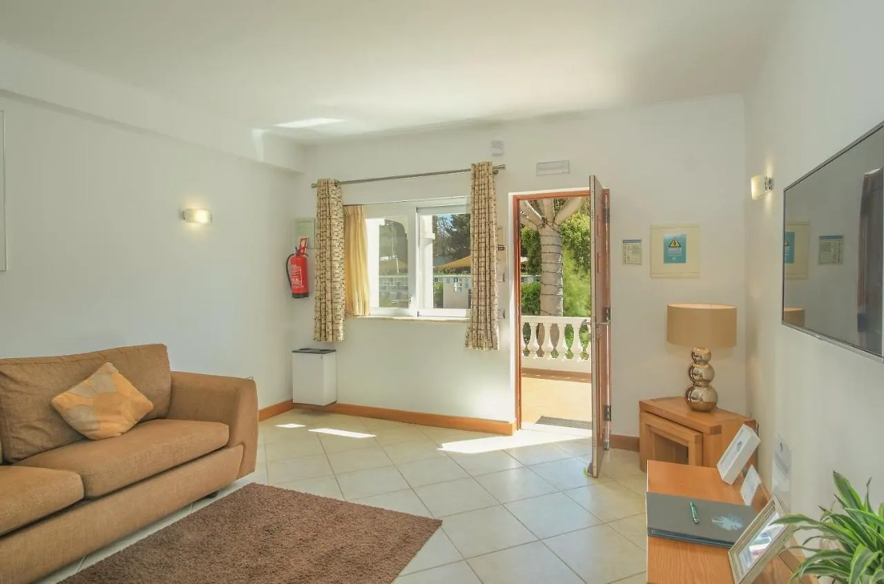 Casa Monte Cristo Apartments - Almond Lagos